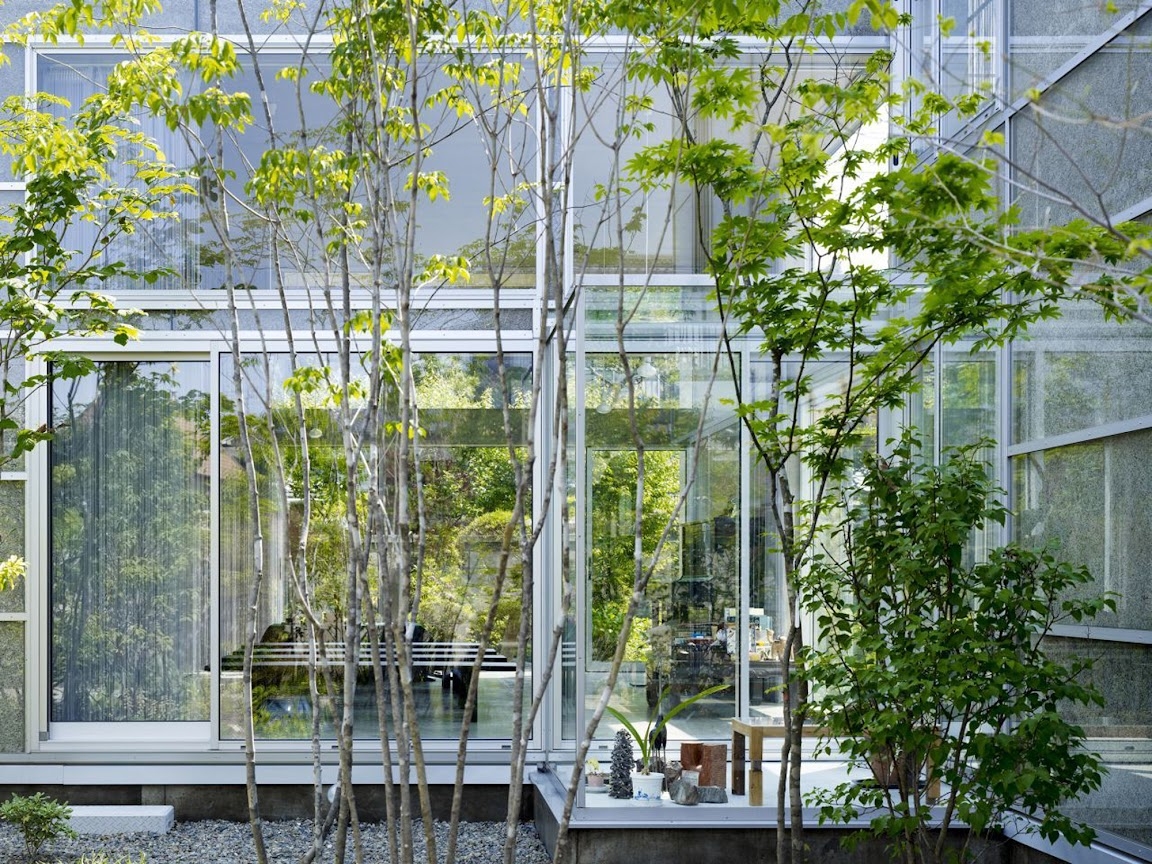 Garden House design by Kochi Architect’s Studio