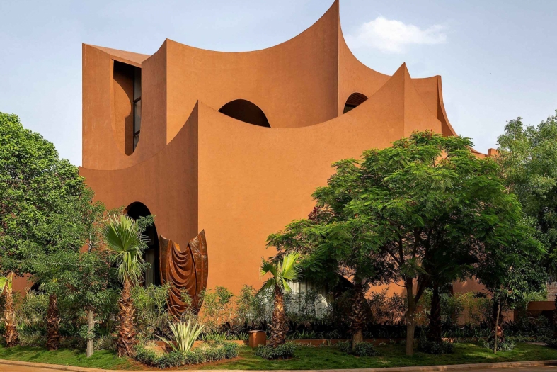 Mirai House of Arches design by Sanjay Puri Architects