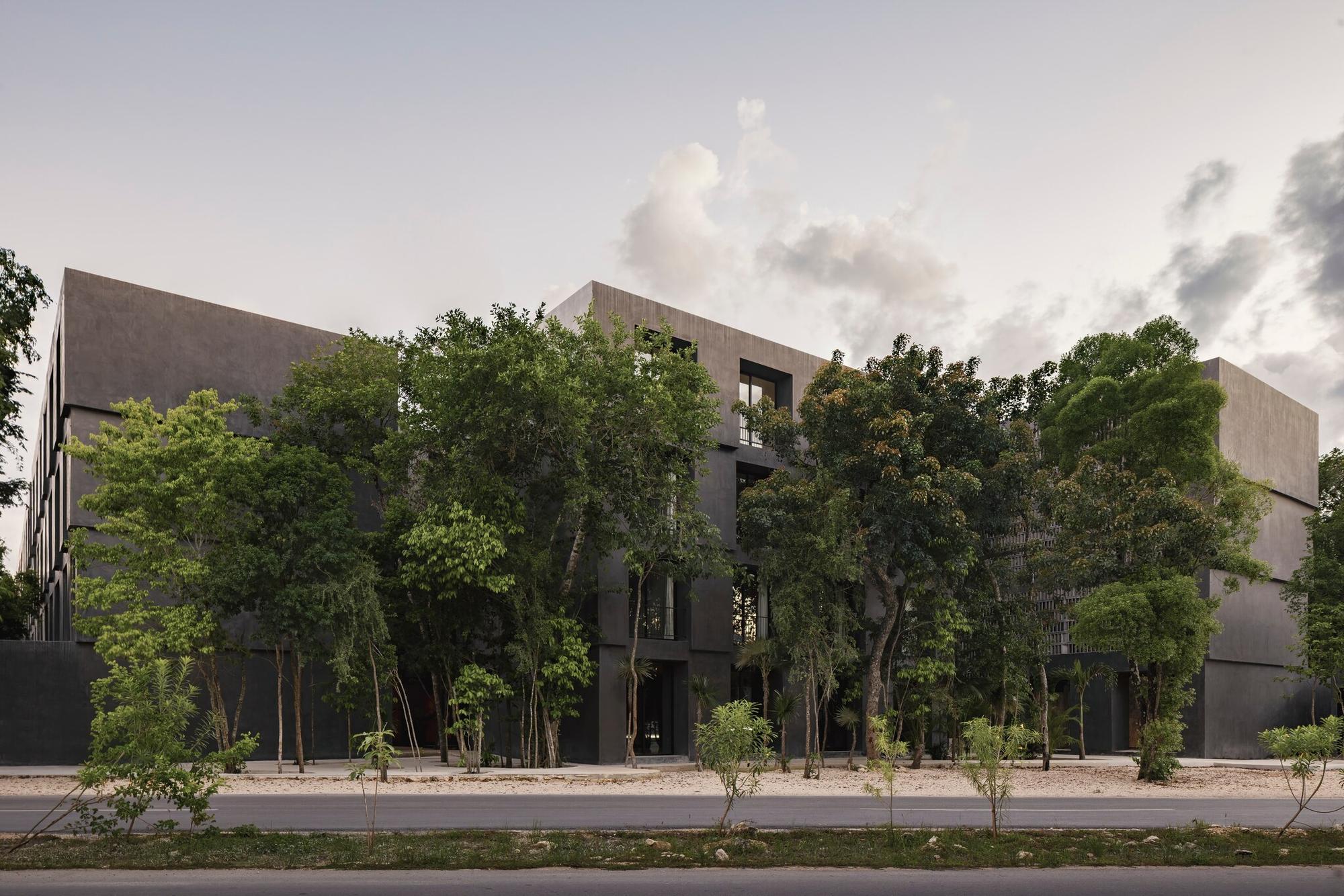 Housing for hospitality workers design by Alfonso Jiménez Enciso, Alfonso Garduño, Jesús Vassallo and G3 Arquitectos