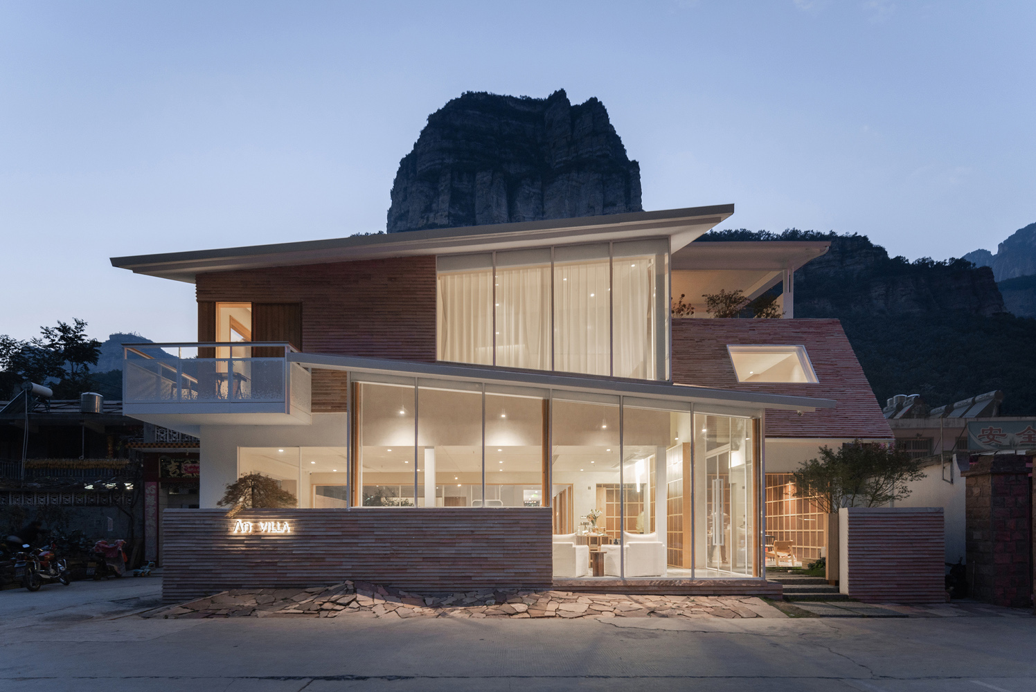 Linzhou Guojiazhuang Homestay Hotel design by Atelier Shen