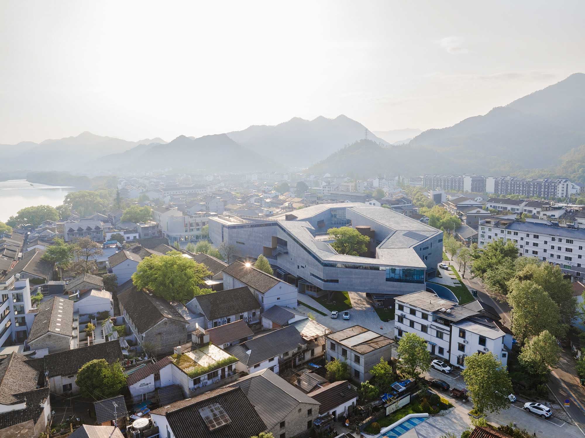 Lishui Guyanhuaxiang Art Center design by line+ studio