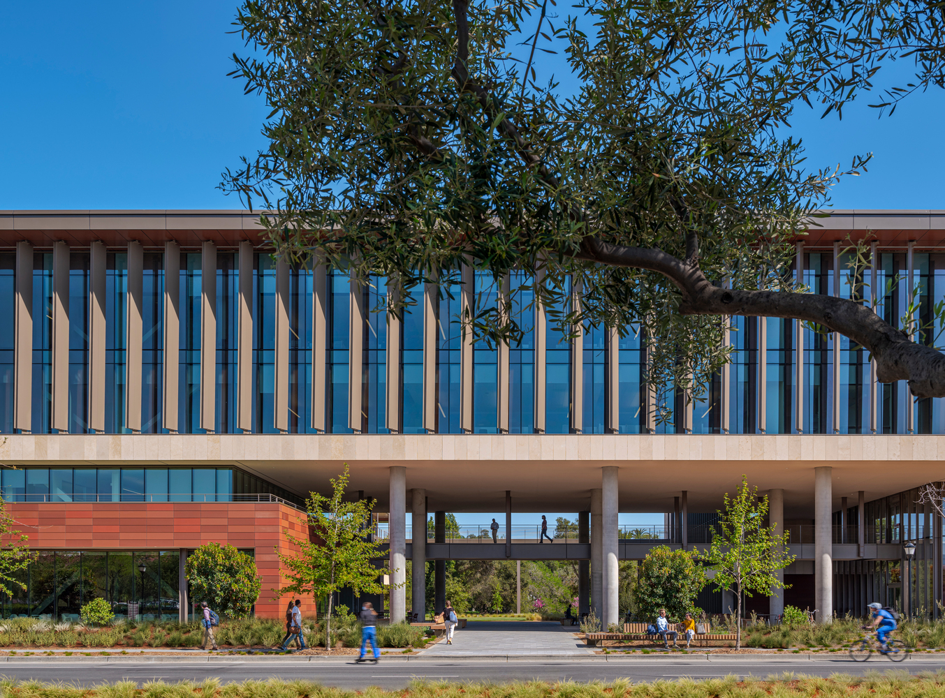 Stanford University School of Medicine Center for Academic Medicine design by HOK #architecture