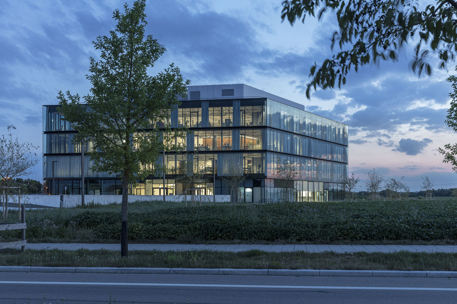 Baramundi Headquarters design by HENN #architecture