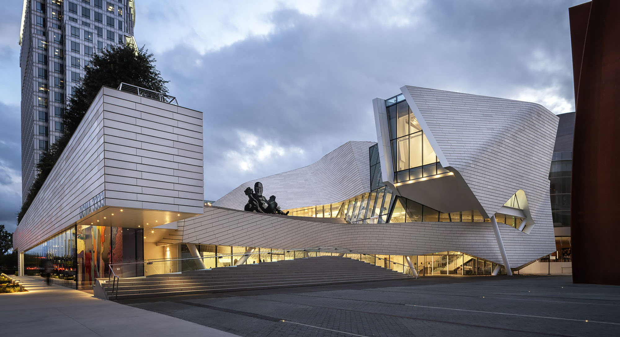 Orange County Museum of Art design by Morphosis Architects #architecture